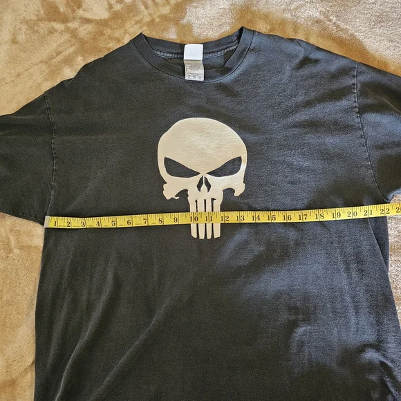 PUNISHER T-SHIRT XL - Picture 2 of 5